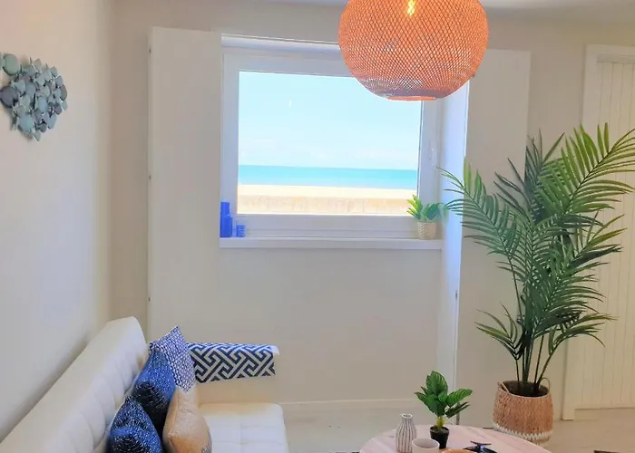 The Shore @ Atlantic - Waterfront House, Tiny Pool, Terrasse Vakantiehuis Espinho (Aveiro)