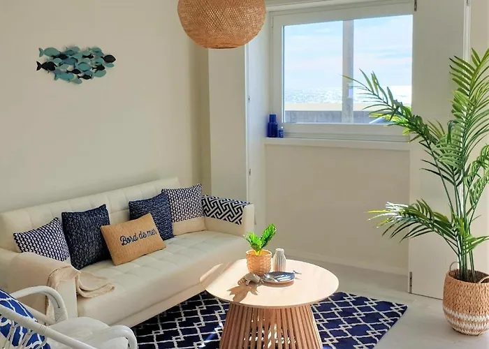 Vakantiehuis The Shore @ Atlantic - Waterfront House, Tiny Pool, Terrasse Espinho (Aveiro)