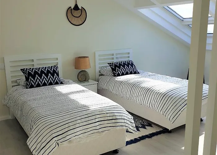 The Shore @ Atlantic - Waterfront House, Tiny Pool, Terrasse Vakantiehuis