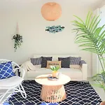 The Shore @ Atlantic - Waterfront House, Tiny Pool, Terrasse Holiday home
