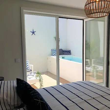 The Shore @ Atlantic - Waterfront House, Tiny Pool, Terrasse بيت للعطل