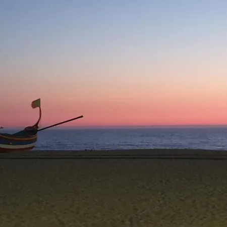 Vakantiehuis The Shore @ Atlantic - Waterfront House, Tiny Pool, Terrasse *